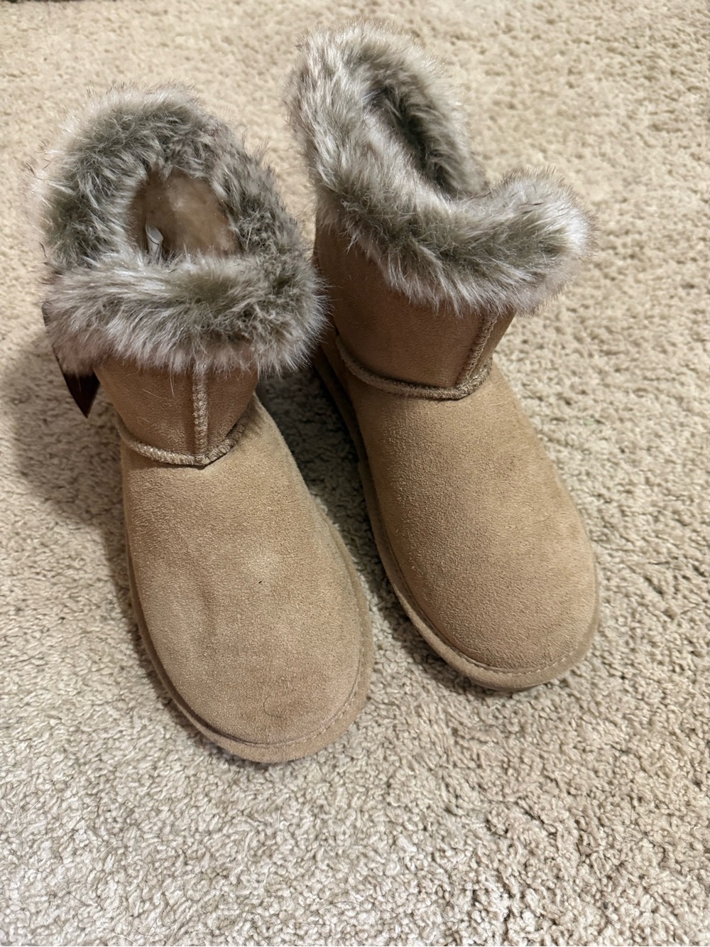 Cozy Faux-Fur Trim Tan Women's Winter Boots